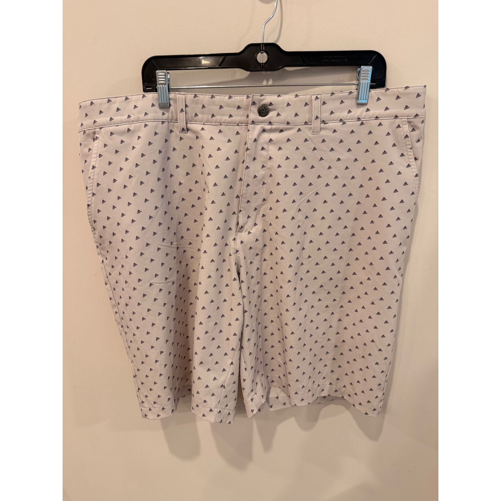 Adidas Ultimate365 Men's Golf Shorts White Logo Print Stretch Size 40